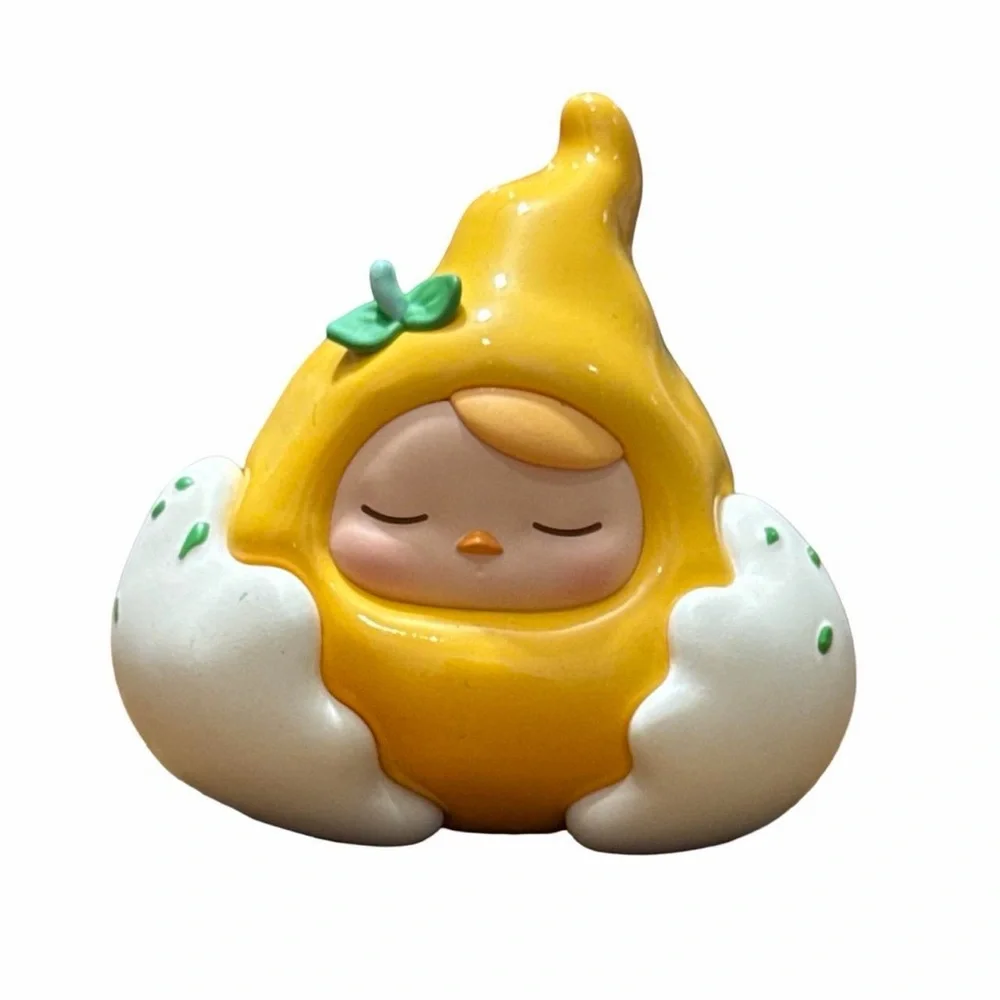 POP MART • Pucky Egg Beanie Series Poached Egg Figurine Figure - Picture 3 of 4